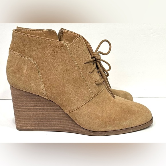 Lucky Brand Shylow Suede Lace Up Wedge Booties Size 8 (38.5) Beige Leather Boots - Picture 6 of 11